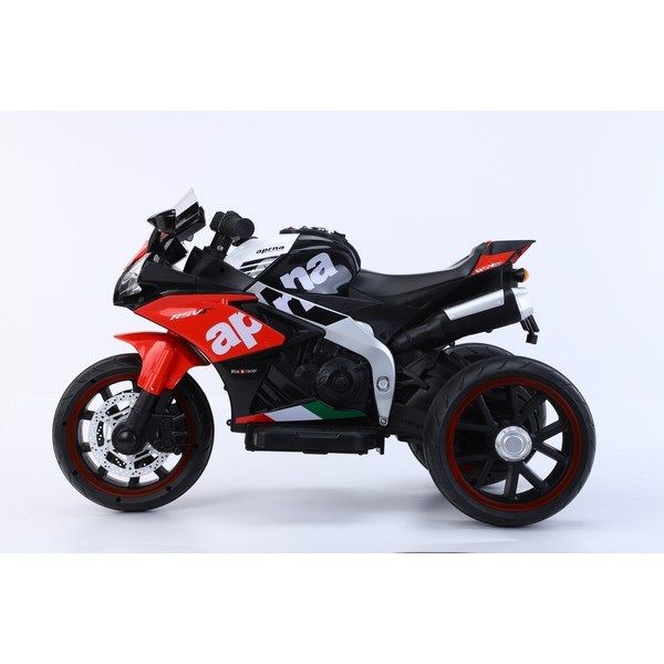 Акумулаторен мотор 12V, 3 меки гуми и кожена седалка /J666