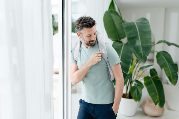 Масажор Beurer MG 154 3D Battery-Powered Neck Massager, 4 massage heads + 2 massage fingers;  2 speed; Hands-free; Automatic switch-off; Heat function; Washable removable cover