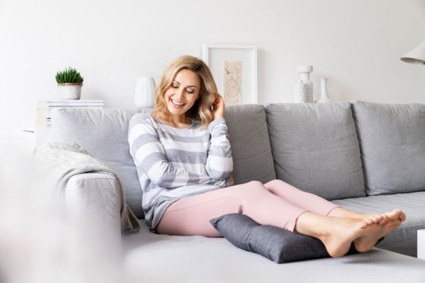 Масажор Beurer MG 135 Shiatsu massage cushion, Universal cushion shape, washable cover, light and heat function, 4 Shiatsu massage heads - rotating in pairs