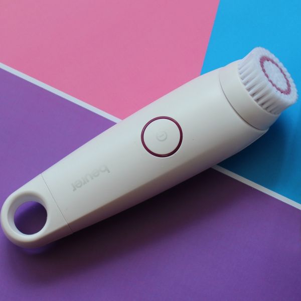 Уред за лице Beurer FC 45 Facial brush,1 attachments, 2 speeds,water-resistant,Lithium-ion battery,For daily use