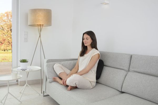 Масажор Beurer FM 70 Soothing Shiatsu foot and back massage; Heat function; 18 Shiatsu massage heads; 3 massage speeds; Removable and washable cover