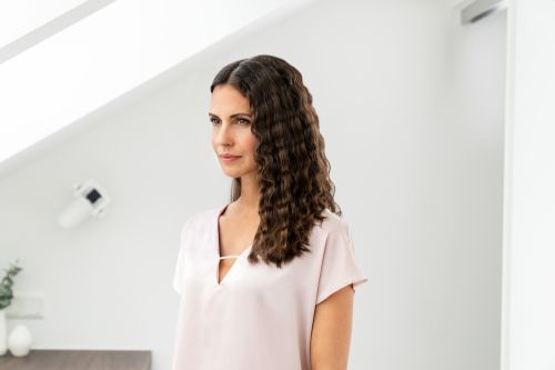 Преса Beurer HT 65 Wave styler, 4 in 1: beach waves, natural waves, mermaid waves, water waves, Ceramic keratin coating, Individual temperature settings (160 - 210 °C), Digital display, Key lock, Automatic switch-off after 30 min. 